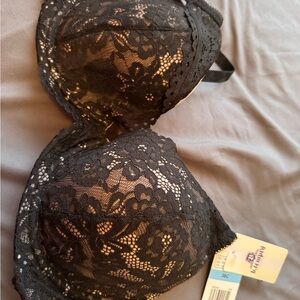 Black Lace Bra by Maidenform